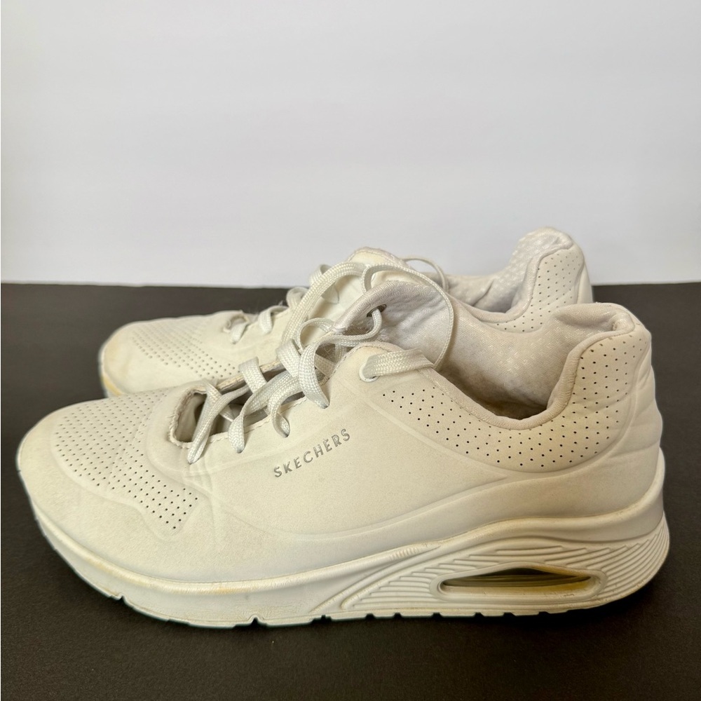 Skechers White Perforated Sneakers women size 9